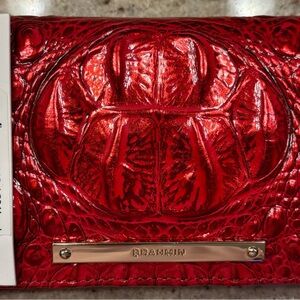 NWT Ady Brahmin Wallet 💳 Heartbreaker Melbourne. Never Used. Genuine Leather.